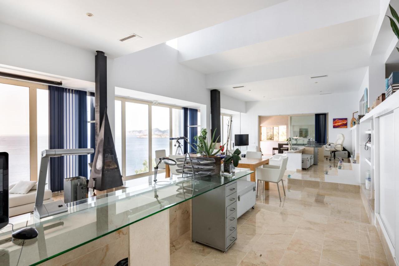 Exclusive Seafront Villa,Private Pool,Gym,Bbq El Toro  Buitenkant foto