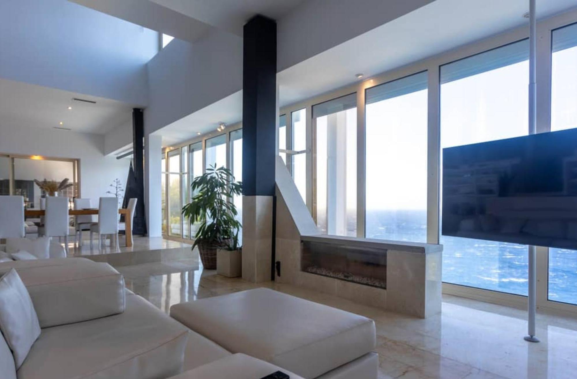 Exclusive Seafront Villa,Private Pool,Gym,Bbq El Toro  Buitenkant foto